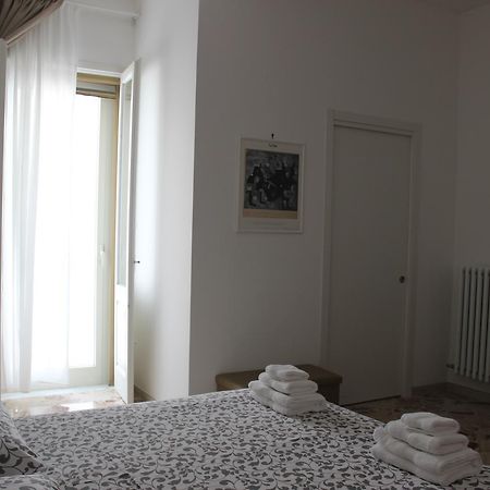 B&B A Casa Di Paola Лечче Екстер'єр фото