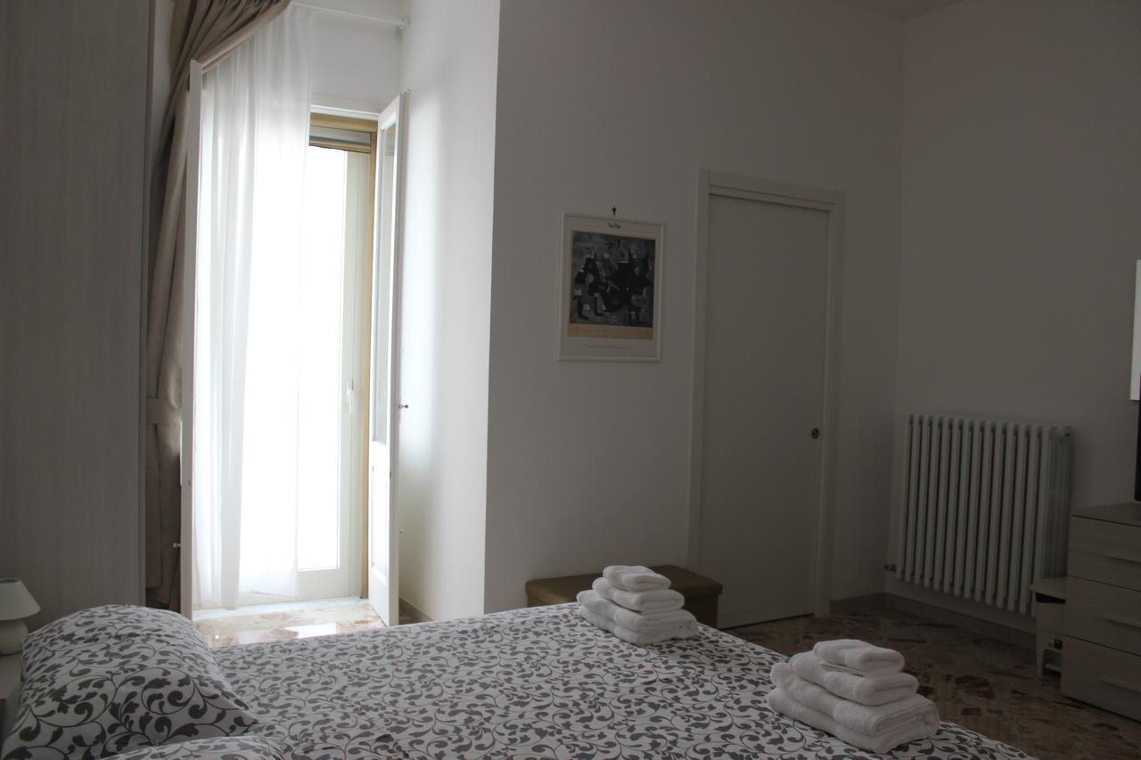 B&B A Casa Di Paola Лечче Екстер'єр фото